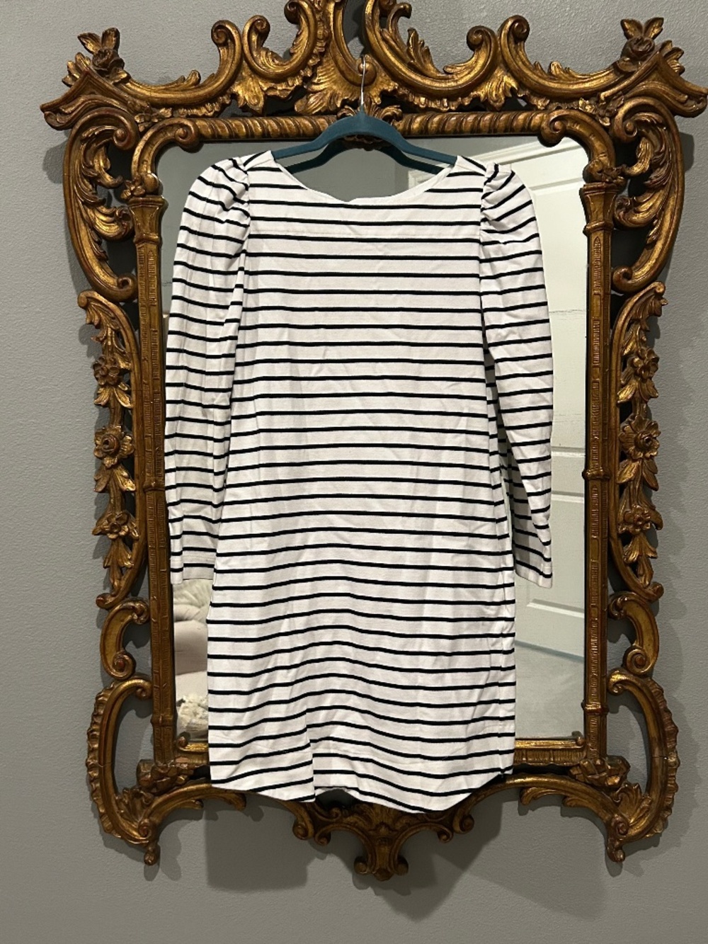 La Vie long sleeve dress